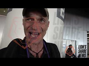 EXCLUSIVE VIDEO: Van Halen's, David Lee Roth discusses COMING OUT OF RETIREMENT! You gotta see it!