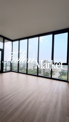 📍Fulton Market just got serious. This 2 bed is giving high ceilings, sleek finishes, and location energy—& the price? Waaaay under what you’d think. Studio units start at $2,250 👀 2 Beds available now 👏🏽 First tour of the year? Let’s make it the one. 📩 Taking new clients now — must be ready to move within 15–30 days. 📝 Fill out my new client intake form (link in bio) #ChicagoApartmentTours #FultonMarketLiving #LuxuryForLess #tiktokrealtor #ApartmentHuntingChicago