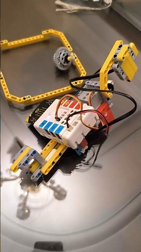 Gyro Launcher Nezha Inventor's Kit V2 for micro:bit Elecfreaks #nezha #elecfreaks #house_of_robots