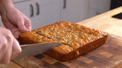 Stop buying snacks, make these classic honey date bars instead