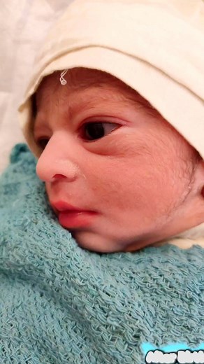 Adorable Newborn Baby First Smile look #cutebaby #adorablbabies #amazingbabies #amazingbabies #babysmile #beautifulbabies #cutebabiesvideo #NewBorns | After Birth