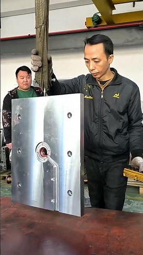 Perfect Coordination! Front Mold Base Positioned for Hot Runner Mold #mold #moldfactory