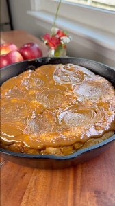 This Dulce De Leche Apple Biscuit is the best of both worlds