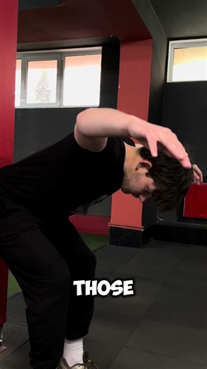 Fix your "shrimp" posture in 30 seconds 🦐