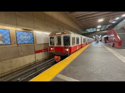 MBTA Red Line Outbound Towards Alewife Approaching Harvard