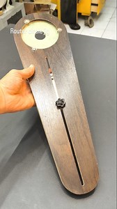 1K views · 114 reactions | Easy, fast and precision circle using router with adjustable router circle jig #woodworking #diy #tips #plywoodworking | Plywoodworking Tips & Trick | Facebook