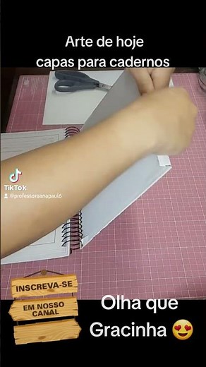 Capas para cadernos, com folha A4 fotográfica autoadesivo.Feitos com imagens da net e impressos.