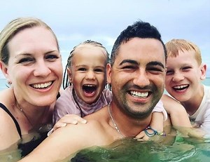 9 comments | CASTING: PARENTS! GENUINE is looking to hear from Moms and Dads, 30-45 Years Old. Those selected will be paid a minimum of $750 per filming day and be featured in a fun, unique video project for a major streaming service. NATIONWIDE search. SUBMIT BEFORE THURSDAY, 10/31: https://form.jotform.com/92965721093161 QUESTIONS: Call GENUINE at 212-966-3211 or email us at casting@genuinerp.com | Genuine: The Real People Company | Facebook