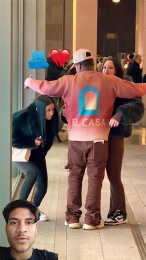 She fell in love 🥹🍀#lovely #love#kindness #explore #shots#fyp #happy #amor #reel #humanity