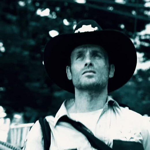 hey helicopter boy | can’t wait for episode 5 #fyp #foryou #foryoupage #rickgrimes #andrewlincoln #rickgrimesedit #rickgrimesfx #zyxcba #thewalkingdead #theoneswholive