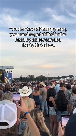 34K views · 3.4K reactions | this would solve all my problems. : @westernthreadshatco #treatyoakrevival | Country Chord | Facebook