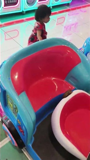 1yr old Bria na mabilis magsawan #viral #fypシ #swimming #kids