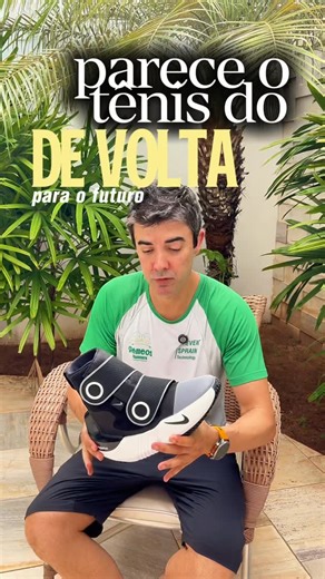 Marcelo V. Mansano on Instagram: "Corredor, tênis não é só para corrida! A Nike e a Hyperice fizeram uma parceria e entregaram um tênis que foca tanto no aquecimento quanto no momento de recovery. Ele ainda não chegou no Brasil, e até agora também não vi ninguém fazer um review dele. Mas, após 1 mês e meio de uso eu já cheguei numa conclusão e eu trago tudo que você precisa saber sobre ele no reels de hoje! Confira! E se você gostou do conteúdo me siga para mais informações e conteúdos sobre o m