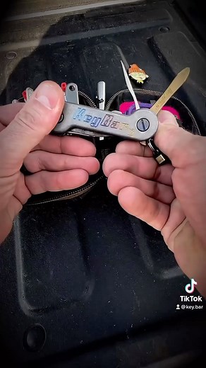 2.1K views · 68 reactions | - @garagebuiltgear 滋 @lousyvaluesmoralepatchco  @keybar @rexfordknives  @scoopyloops ️ @tactileturn 料 @keybar  @edcoutlaw ☄️ @augustoriginals #edc #everydaygear #pocketdump #pocketart #edccommunity #edcgear #tools #multitool #edclife #edclifestyle | KeyBar | Facebook