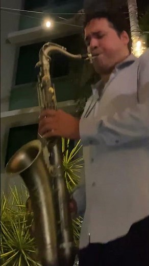 Paul Mauriat PMXT-66R Tenor Sax – Live Stage Performance