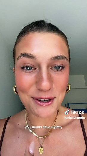 Modeling Tips: How to Look Great in Photos