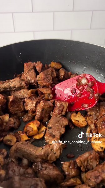 The Cooking Husband- Foodie on TikTok