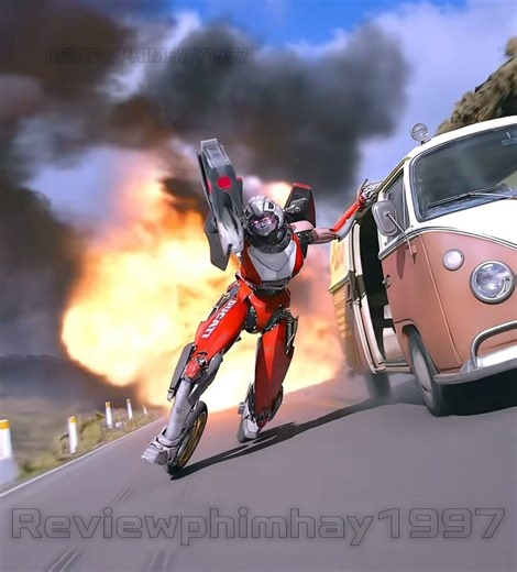 Arcee – một trong 13 nữ chiến binh huyền thoại của Cybertron #reviewphimhay1997