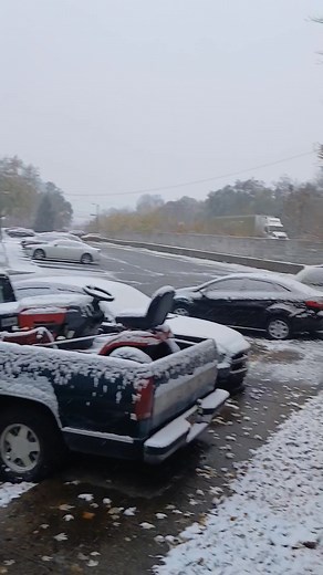 Little snow ❄️ this Monday morning where I live everyone have a wonderful day 😊 | Michael Tooley