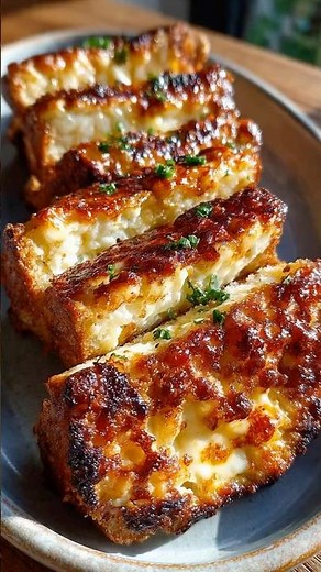 🍎🍞 Cottage Cheese Apple Fritter Loaf Slices — No Flour Steam Tear #yotubeshorts #recipe #explore