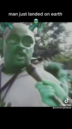 Alien just got to Earth (MEME)