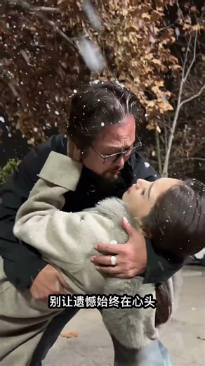 Vocal Performance & Theatrical Act: Stunning Singing with Dynamic On-Stage Performances 🎤✨