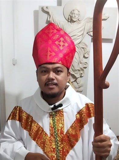 Catholic Bishop Outfit Check: Styles and Trends Revealed