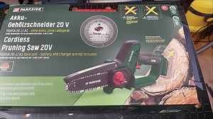 Mini drujba Parkside PGHSA 20-Li A1 Unboxing si test. Deoarece a cerut multa lume un clip cu aceasta drujba am zis sa fac si eu unul. Sper sa fie cu folos. | Teo Priceputul