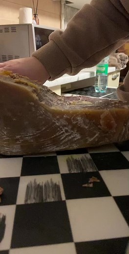 Mastering Cheese Cutting Techniques in the Kitchen