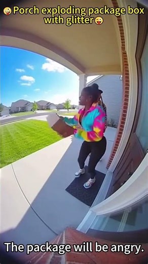 Porch exploding package box, prank 😁#porchpiratecaught #glitter #prank