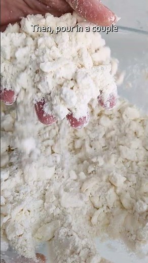 All Butter Flaky Pie Crust | How to Make Flaky Pie Crust | The Floral Apron