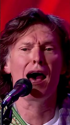 Steve Winwood with "Back In The High Life Again" from Soundstage