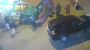 515K views · 1.8K shares | A Black #ToyotaPrado gets Busted by the security agencies. Watch the swift action as the driver is taken into custody  Plus can you spot what dropped outside the car in all the hurry? Hint: Rear right tyre! #Pakistan Via/Source : Pakistan Media https://www.facebook.com/PakistanMN/ | PakThrottle | Facebook