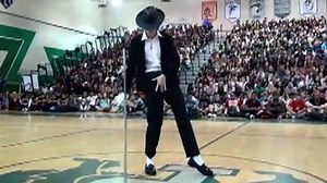 Michael Jackson Estate -- Invites High School Impersonator to Las Vegas
