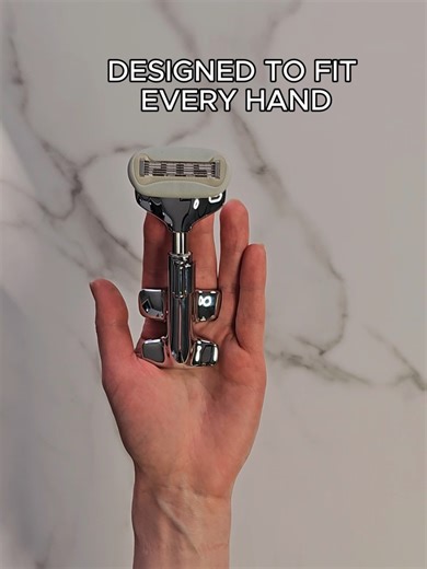 Different hands. Same balance. SKAURA ONE™ was engineered around ergonomics, because control isn’t about force. It’s about design. #razor