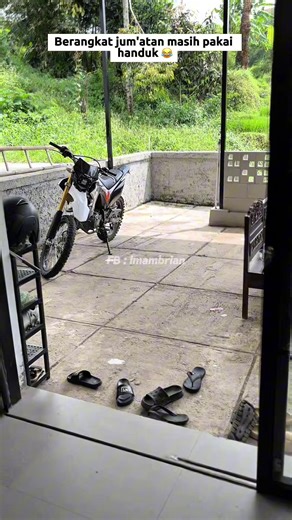 Suami Jum'atan Pakai Handuk: Komedi Lucu