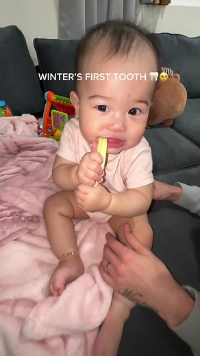 Newborn Teeth: Celebrating Baby's First Tooth