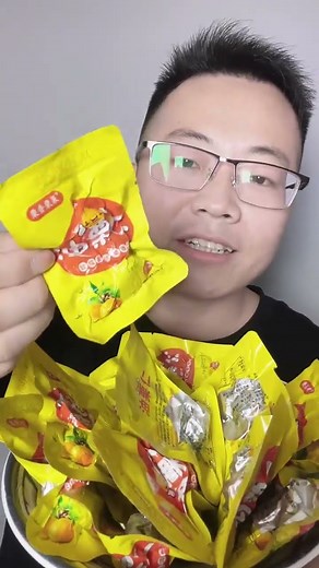 The shelled chestnut is so good that you can go to grab it directly.