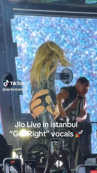 Jennifer Lopez Live in Istanbul – Up All Night Tour 2025