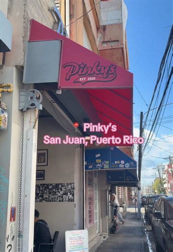 Pinky’s: The Cutest Cafe in San Juan, Puerto Rico