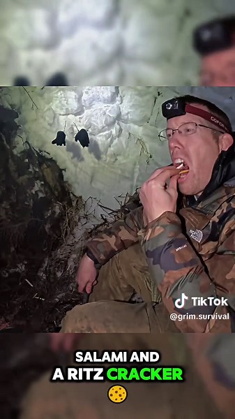 Good hands make good shelters. #camping #outdoor #bushcraft #survival #outdoorcooking #campfirecooking #forestcooking #survivaltips #diycamping #tentlife #cooking #alaska