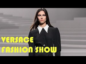 défilé VERSACE automne hiver 2024 2025