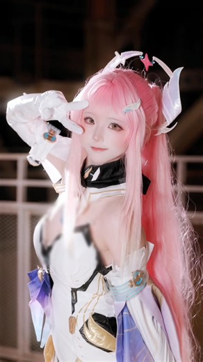 Aemeath Cosplay - Wuthering Waves