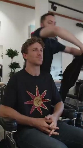 Awkward barber chats #nervous #barber #awkward #socialanxiety #occupation #job #customer