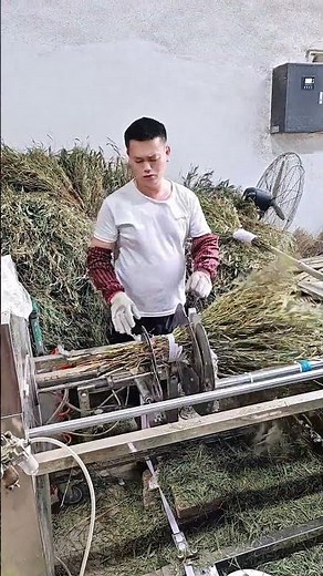 The process of making a broom - Good tools and machinery make work easy