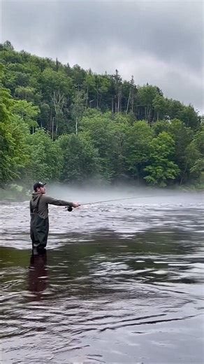 Picture this, you spend a spectacular morning salmon and trout fishing on the Margaree River with Currents Fly Fishing Co as your guide. Surrounded by beauty, with each cast you know you’re creating memories you won’t soon forget. Have you planned your Cape Breton Island fishing trip yet? 🎥: Video by @lordickinsonblack (via Instagram) of her son Sam 🎣: Fishing guide Evan Rice of Currents Fly Fishing 🎻: Music by Ashley MacIsaac - Jigs in A #VisitCapeBreton #Unamaki #VisitNovaScotia | Cape Bret