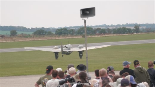 Mass Scramble how many are loyal enough to watch to the end 😂 lets see if we can beat the algorithms 8 seconds😉 | Keith Jones Airshow Videos