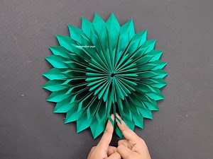 3D Christmas Special Snowflake Craft Using Paper #3d #virals #Christmas #snowflakes #homedecor #crafts | Imaginative Puja