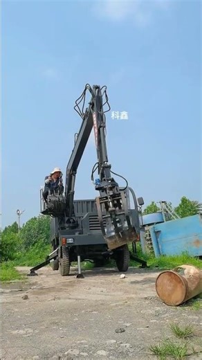 Grabbing wood, grabbing sugar cane, grabbing scrap iron, rotating wood grabbing machine, Si unli