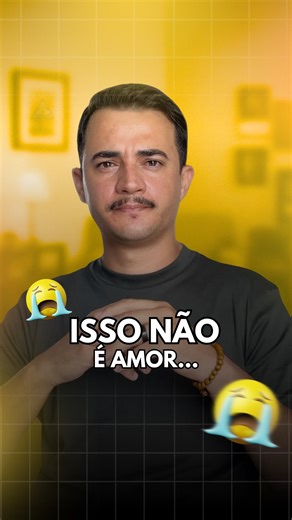 Mateus José dos Santos on Instagram: "O que parece amor intenso muitas vezes é só sobrevivência emocional. Quando o corpo aprende cedo que precisa se doar demais pra não ser abandonado, ele confunde esforço com vínculo e chama ansiedade de conexão. Por isso não adianta só entender. Prometer que vai ser diferente não muda padrão. Mudança começa quando o corpo aprende algo novo. Que amor seguro não vem em migalhas. Não exige que você se explique. Não pede que você se diminua. Se 2026 começou e voc